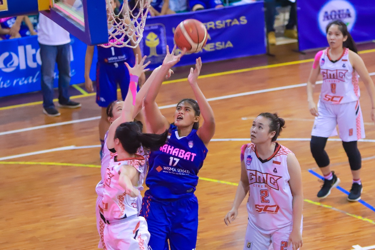YUNI ANGGRAENI DAN DYAH LESTARI CETAK DOUBLE DOUBLE SAHABAT SEMARANG LOLOS KE FINAL